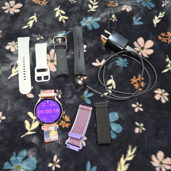 Samsung Galaxy Watch 6 44mm Silver BT - Picture 4 of 8